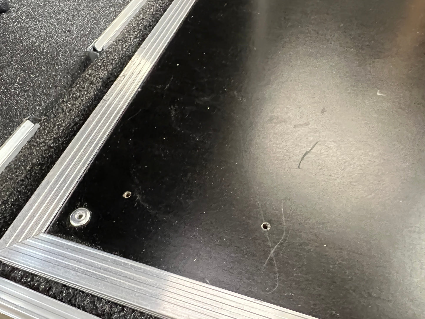 Used 31x20 Live-In Board and Case Bundle