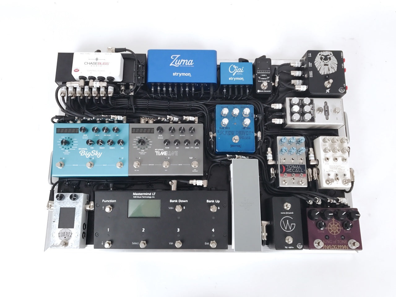 Custom Pedalboard Wiring Setup