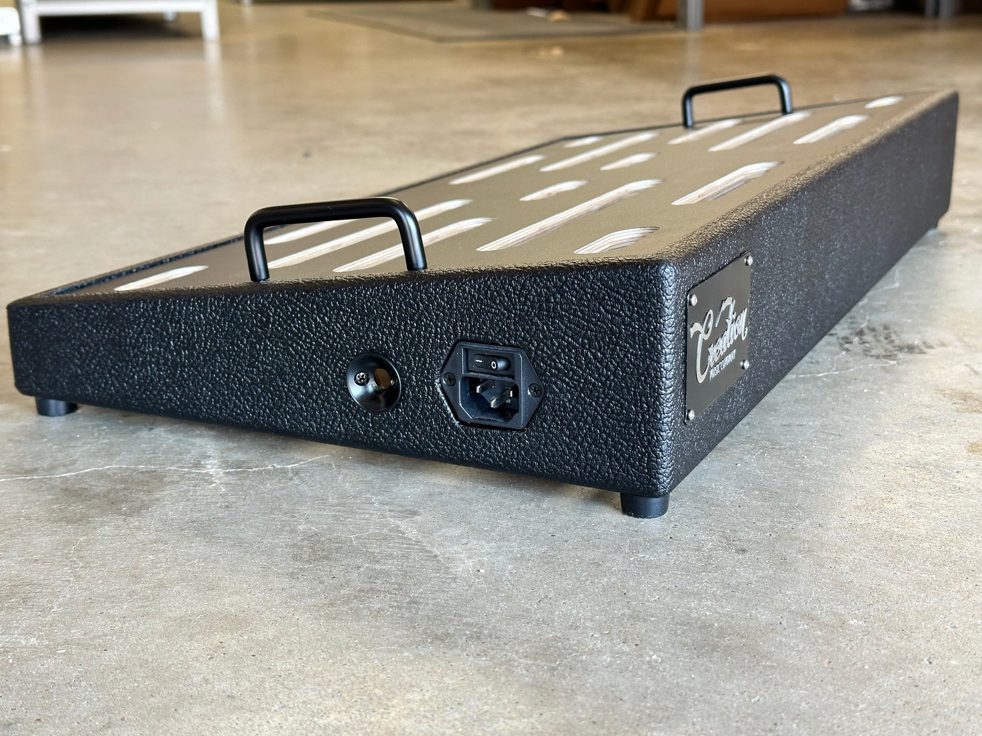 Custom Shop Bundle - Black Tolex Pedalboard - 24x12.5