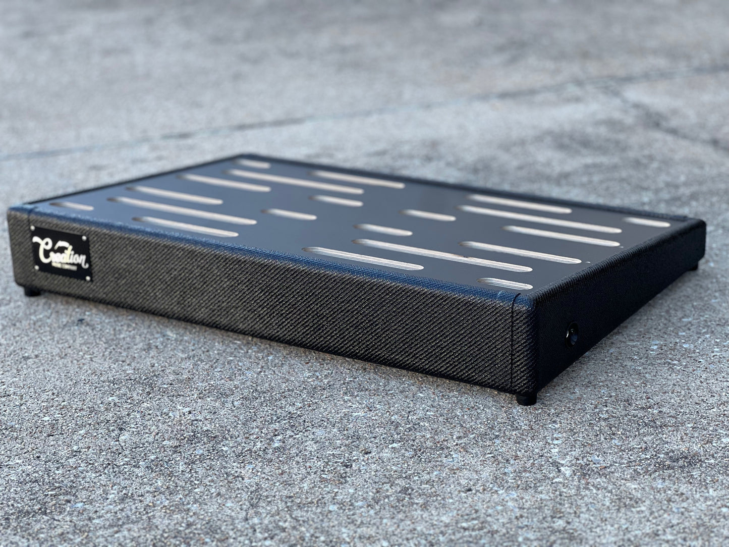 Custom Shop Pedalboard - Black Tweed