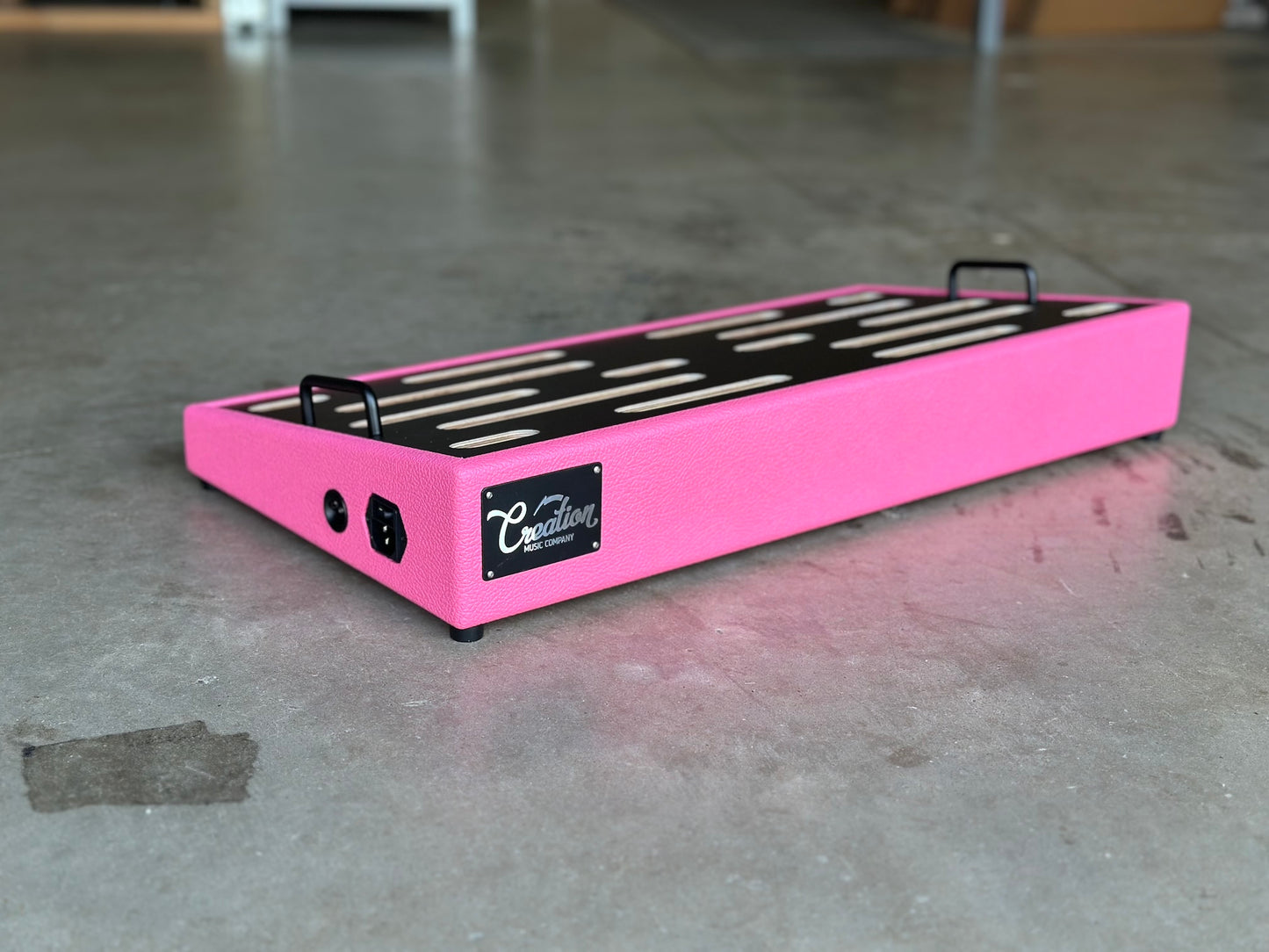 Custom Shop -  Pink Tolex Pedalboard - 24x12.5